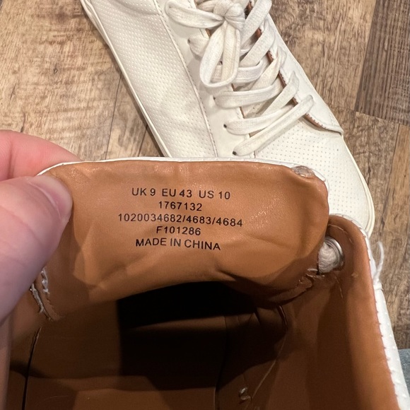 ASOS DESIGN Sneakers - Mens 10 - Picture 5 of 7